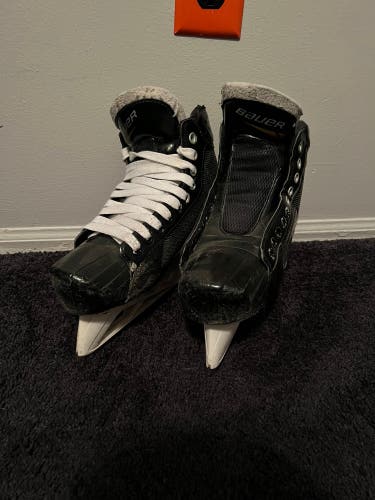 Used Bauer Regular Width  Size 6.5 Supreme S27 Hockey Goalie Skates