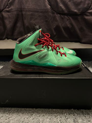 Men's Size 11 (Women's 12) Nike Lebron 10 Shoes