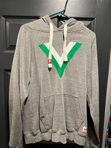 Vancouver Canucks hoodie