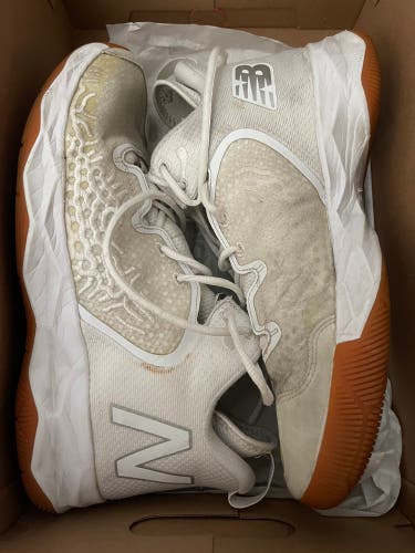 Used Size Men's 10.5 (W 11.5) New Balance Freeze