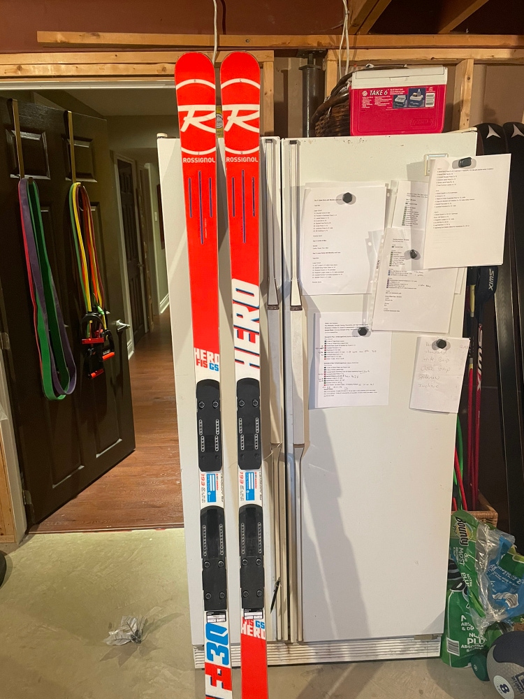 Used  Rossignol Hero FIS GS 193 Skis