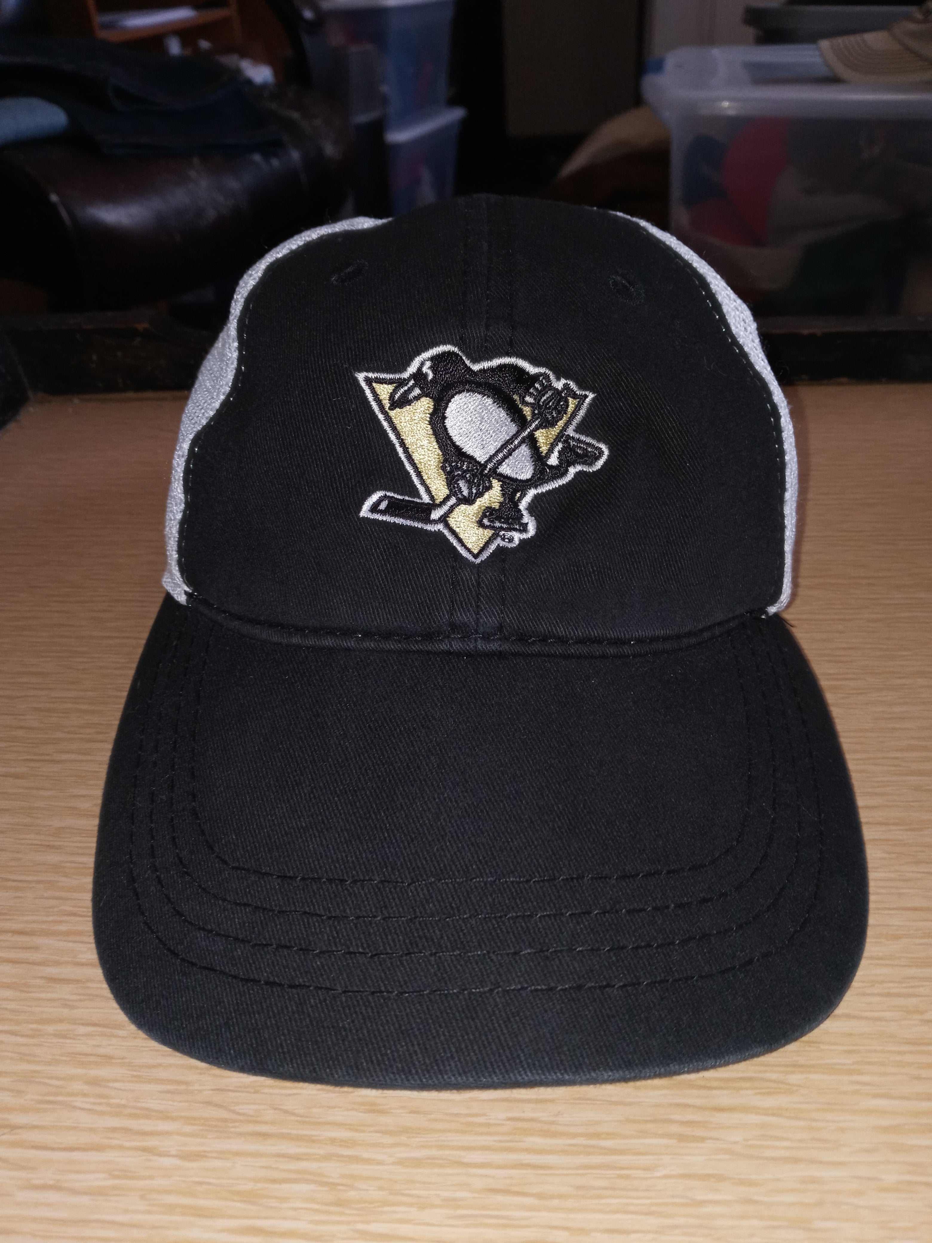 Pittsburgh Penguins Adjustable Hat 