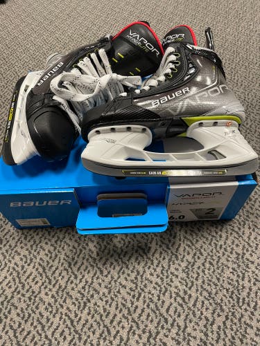 Bauer Vapor Hyperlite size 6 Fit 2