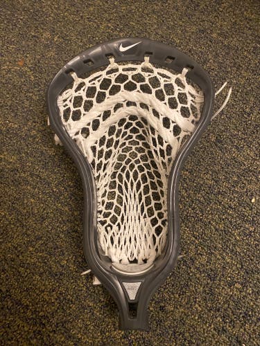 New Strung Nike Lakota 2