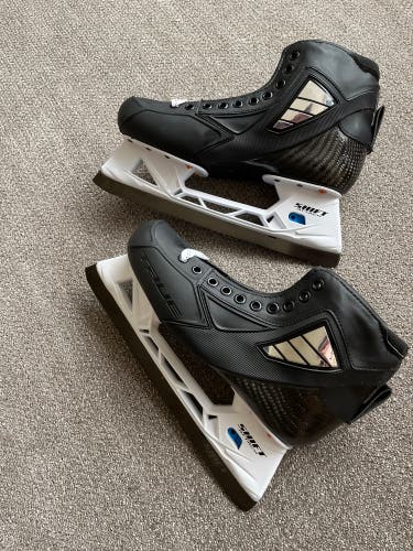 New True Regular Width Pro Stock Size 9.5 2 Piece Hockey Goalie Skates