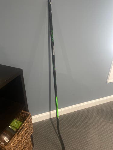 Brand New Used One Time In Garage Left Hand P28 Ribcor Trigger 5 Pro Hockey Stick