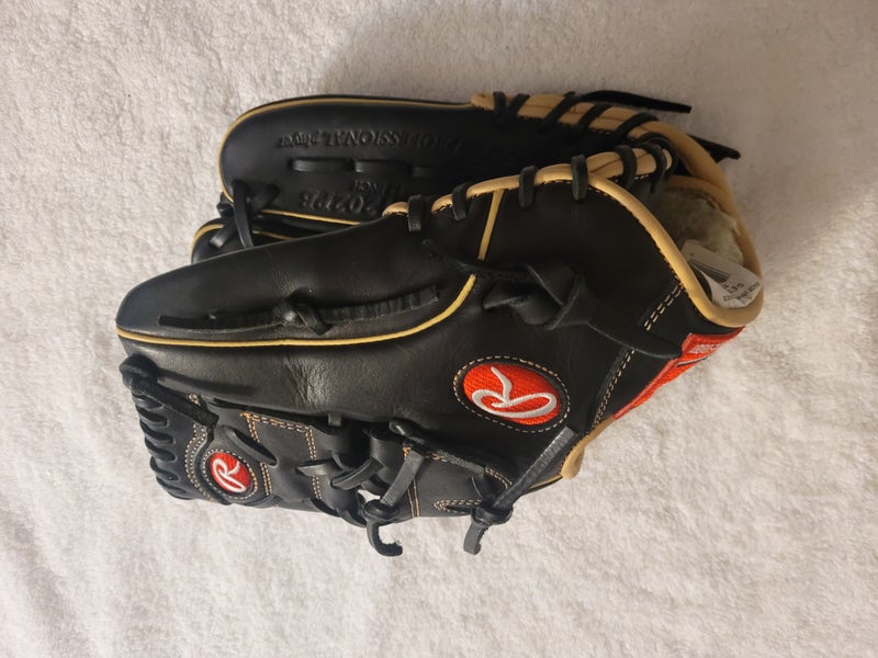 Used Right Hand Throw Rawlings Pitcher's Gold Glove Elite Baseball Glove 12"