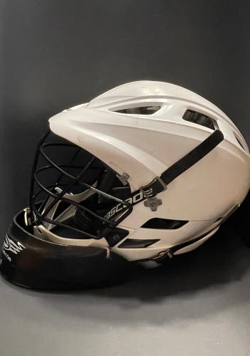 Used Cascade Pro 7 Goalie Helmet