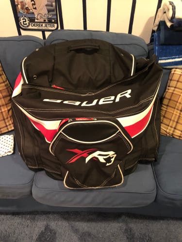 Bauer hockey backpack bag