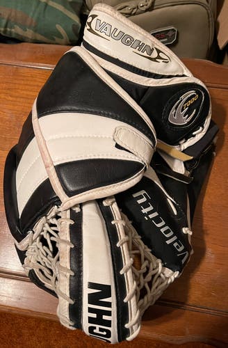 Vaughn Velocity 7000 glove