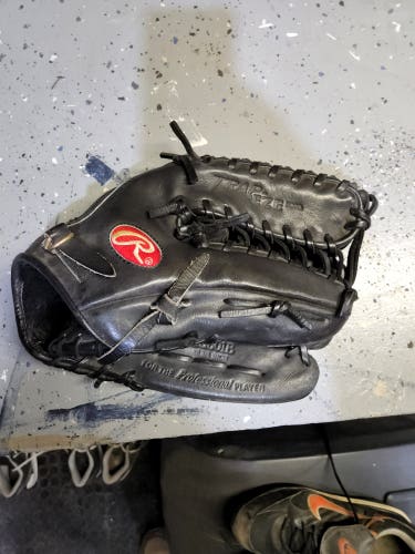 Used Rawlings Right Hand Throw Outfield Gold Glove Baseball Glove 12.75"