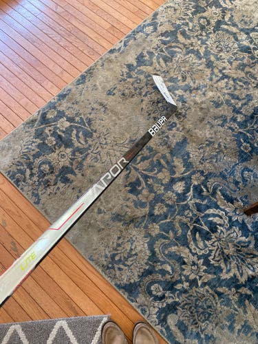 Senior Left Hand P92  Vapor Hyperlite Hockey Stick