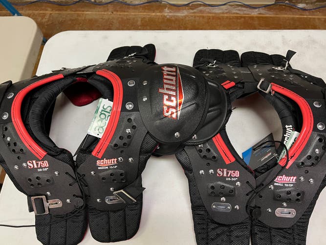 Youth Small Schutt SI 750 Shoulder Pads. Bundle