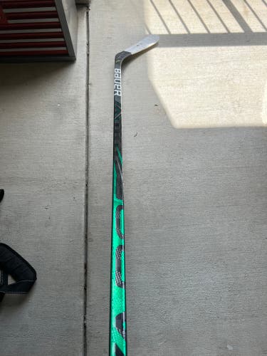 Seguin Pro stock Bauer Vapor ADV (dressed as FlyLite) [damaged Shaft]