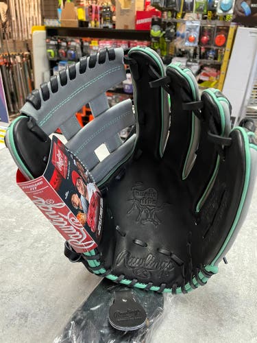 New Right Hand Throw 12.75" Heart of the Hide Baseball Glove