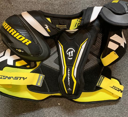 Senior Extra Large Warrior  Dynasty AXLT Shoulder Pads
