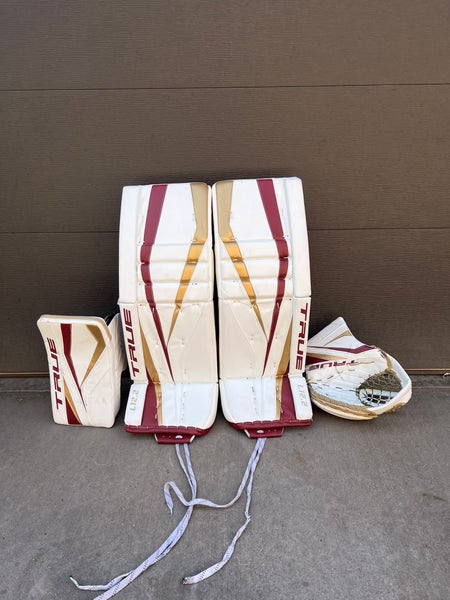33"+ 2 True L12.2 Goalie Full Set Pro Stock