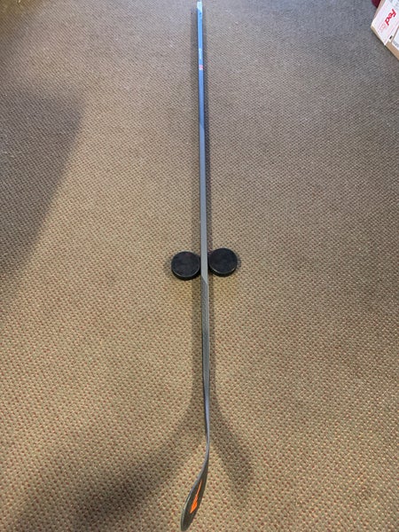 Senior Left Hand Heel Pattern  V9 Hockey Stick
