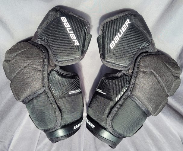 New Bauer PRO SERIES Medium Pro Stock Elbow Pads