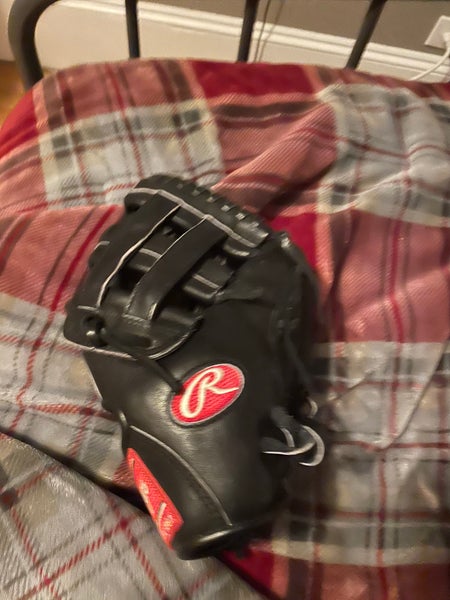Used Infield 11.75" Heart of the Hide Baseball Glove