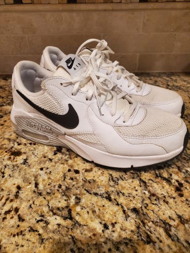 Nike Air Max Excee - Size 9 - White/Pure Platinum/Black