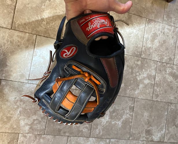 Infield 11.75" Heart of the Hide Baseball Glove