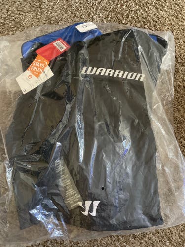 Senior Medium Warrior Covert QRE10 Hockey Pants