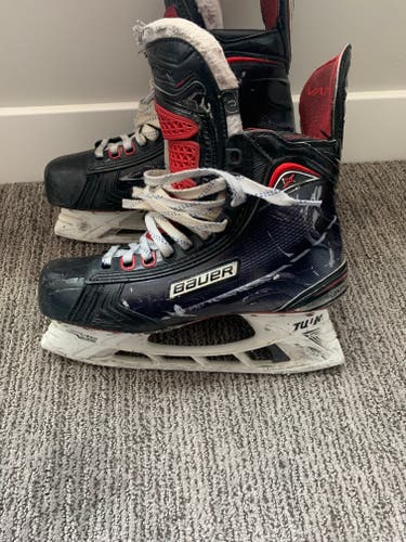 Senior Used Bauer Vapor 1X Hockey Skates Regular Width Size 8