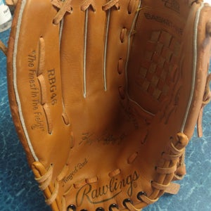 Used Reebok Left Hand Throw Infield Softball Glove 12.5"