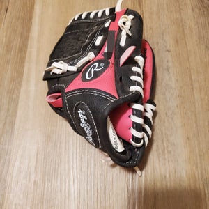 Used Rawlings Right Hand Throw Outfield Player series Baseball Glove 9"