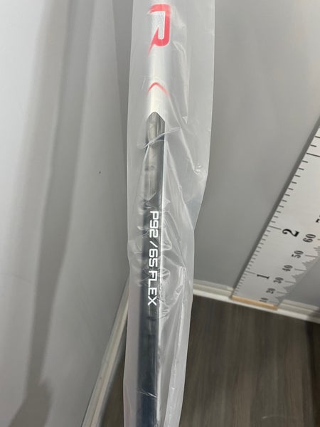 New Right Handed P92/65 Vapor Hyperlite Hockey Stick