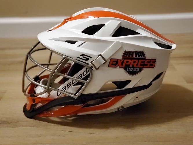 Used Player's Cascade S Youth Helmet