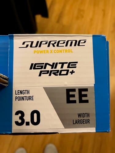 Junior Used Bauer Supreme Ignite Pro+ Hockey Skates Extra Wide Width Size 3