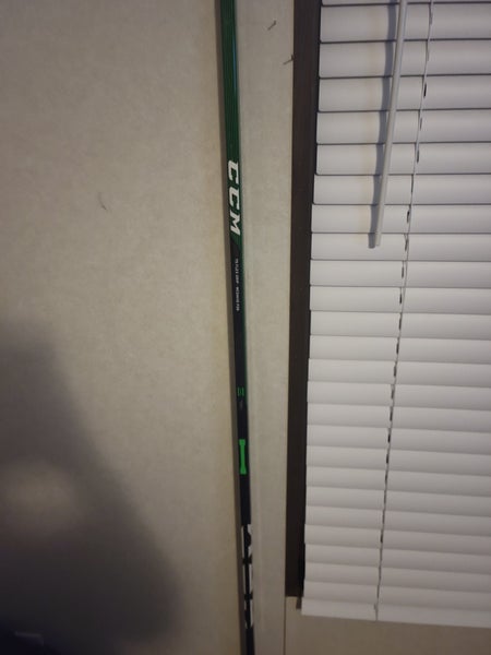 Senior Used Right Handed CCM RibCor 76K Hockey Stick P28