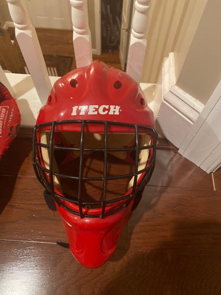 Used Itech 1000 Goalie Mask