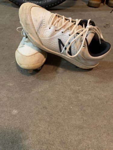 White Men's Metal Low Cut 3000V3
