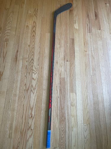 New Right Handed P28 Pro Stock Jetspeed FT4 Pro Hockey Stick