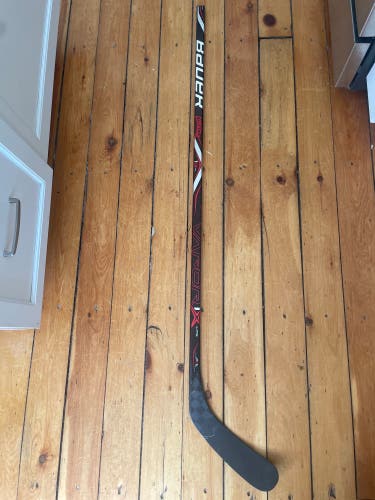 Intermediate Left Hand P92 Pro Stock Vapor 1X Hockey Stick