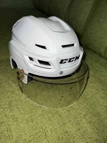 Used Small CCM Pro Stock Resistance Helmet