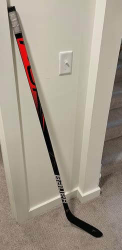 Intermediate Used Left Hand Bauer Vapor 2x Team Hockey Stick P88