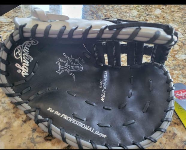 New Rawlings Right Hand Throw First Base Heart of The Hide Softball Glove 13"