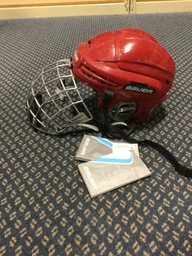 New Medium Bauer 5100 Helmet Red