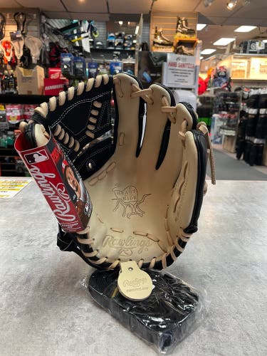 New Right Hand Throw 12" Heart of the Hide Baseball Glove