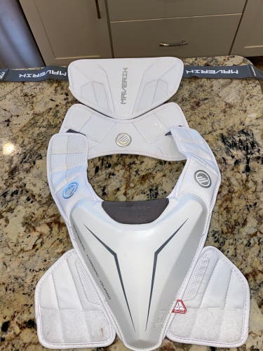 Maverick Shoulder pads EKG