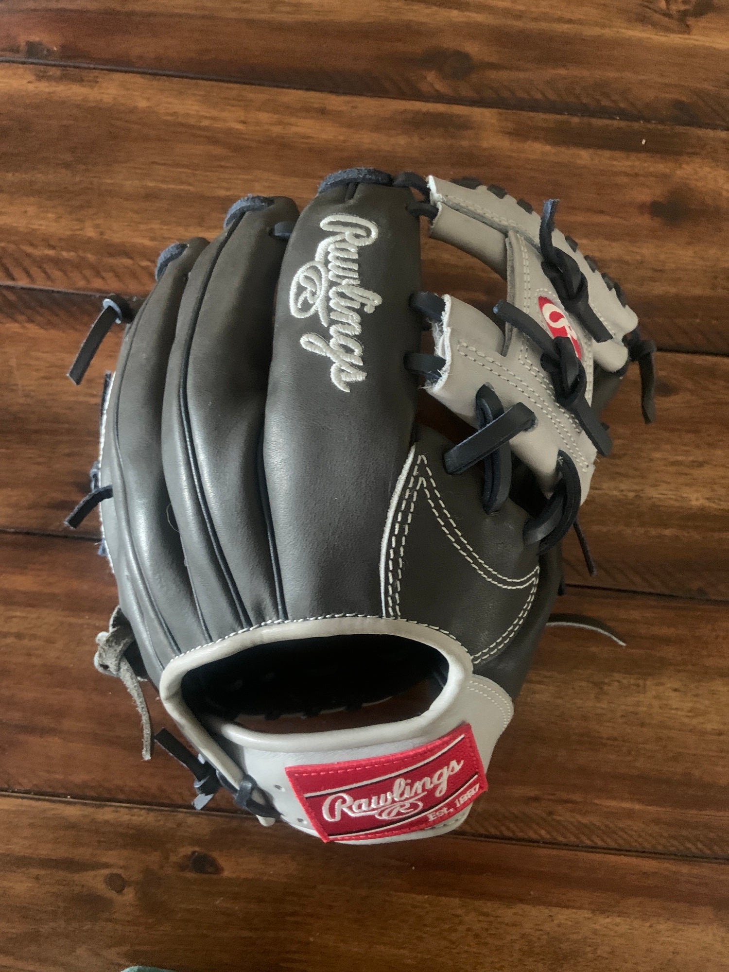 Rawlings Heart of the Hide 11.25" I-Web Professional Glove-PRONP2-2DSGN 