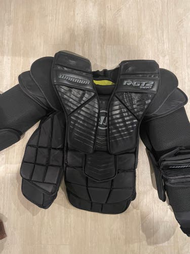Used XL Warrior Pro Ritual GT2 Goalie Chest Protector