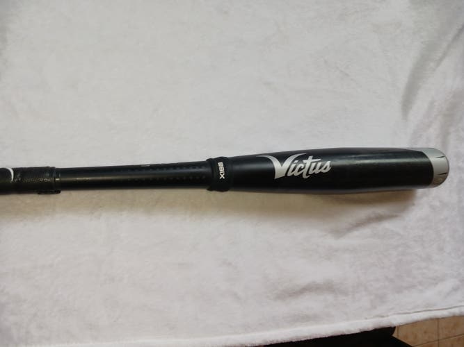 Lightly used Victus Nox Hybrid BBCOR Bat (-3) 32” 29oz