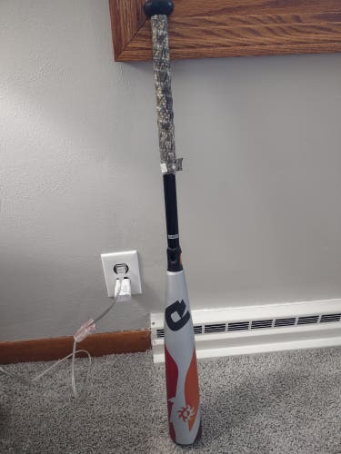 Used 2018 DeMarini Composite Voodoo Bat (-10) 21 oz 31"