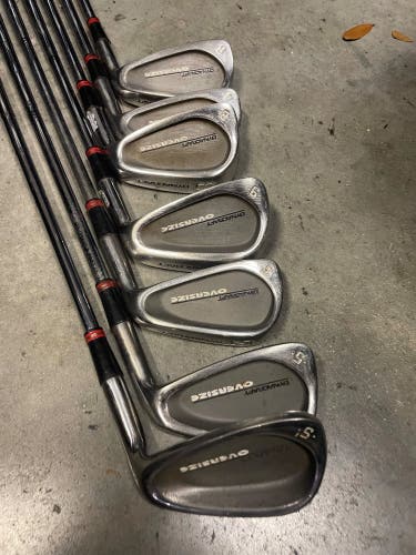 Dynacraft oversized golf clubs 7 Pc iron set in RH