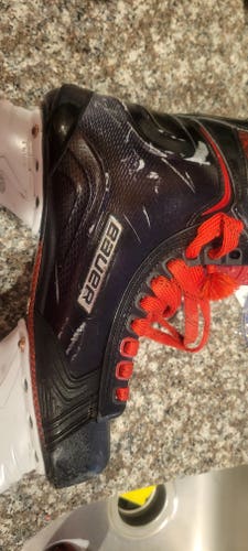 Senior Used Bauer Vapor 1X Hockey Skates Regular Width Size 7.5